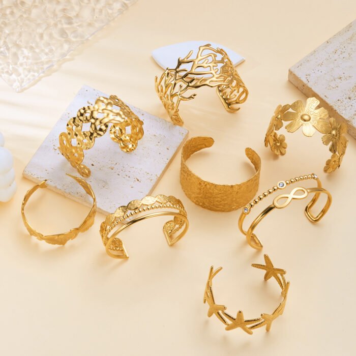 European And American Heart Trendy Magazine Style Women's Stainless Steel Open Color Hollow Star Moon Dripping Bracelet